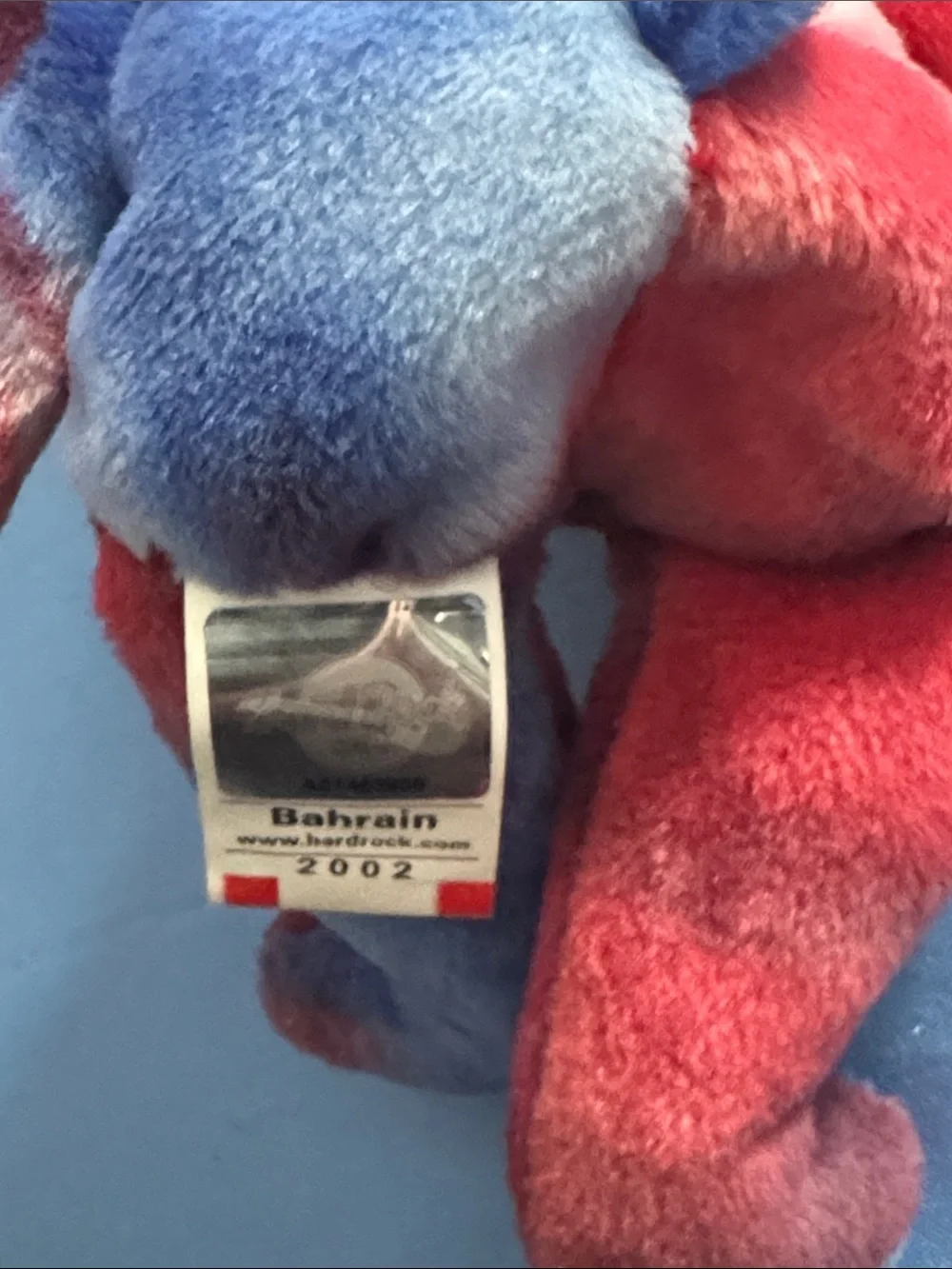 Hard Rock Cafe Red Blue Purple White Tie-Dye Bahrain Plush Bear Limited